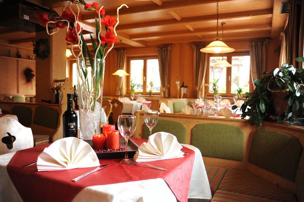 Sport Und Familienhotel Klausen 티롤 키르흐베르크 외부 사진