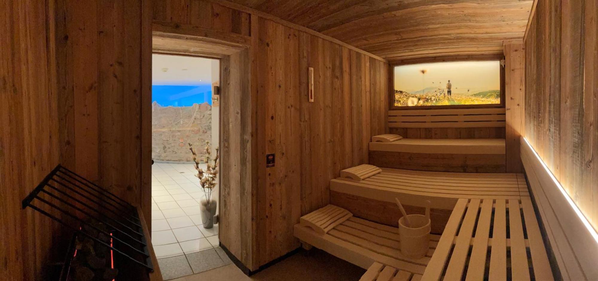Sport Und Familienhotel Klausen 티롤 키르흐베르크 외부 사진