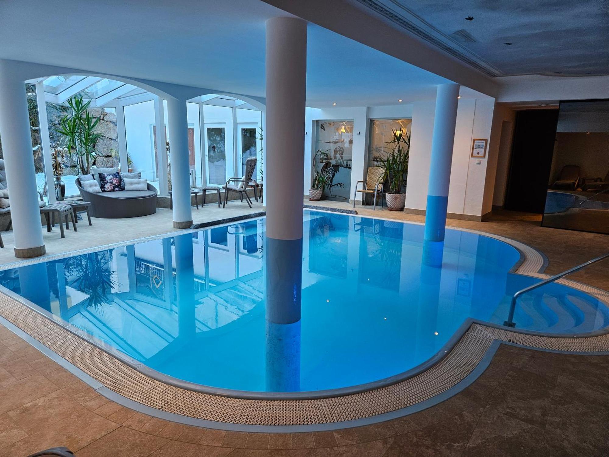 Sport Und Familienhotel Klausen 티롤 키르흐베르크 외부 사진
