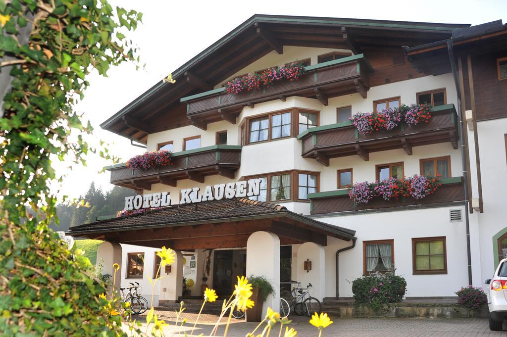 Sport Und Familienhotel Klausen 티롤 키르흐베르크 외부 사진