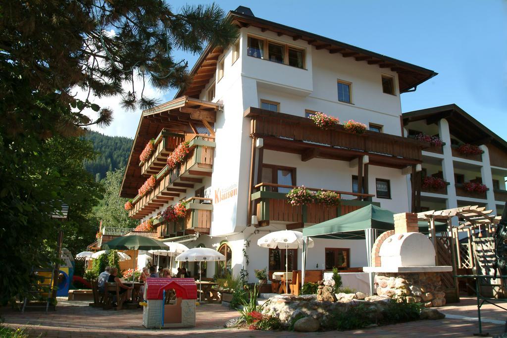 Sport Und Familienhotel Klausen 티롤 키르흐베르크 외부 사진