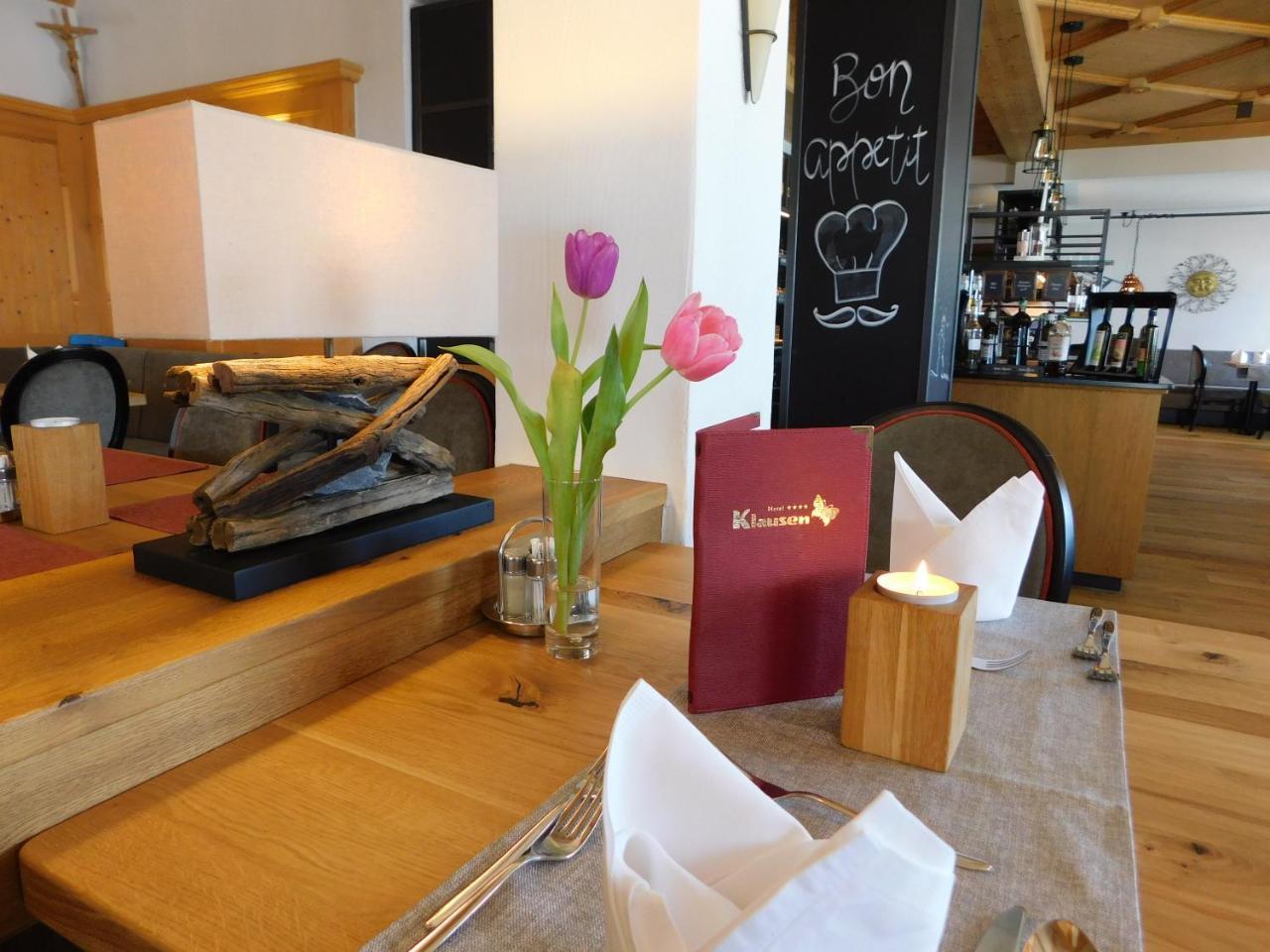 Sport Und Familienhotel Klausen 티롤 키르흐베르크 외부 사진