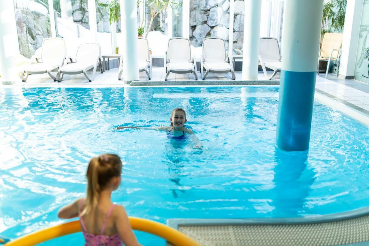 Sport Und Familienhotel Klausen 티롤 키르흐베르크 외부 사진